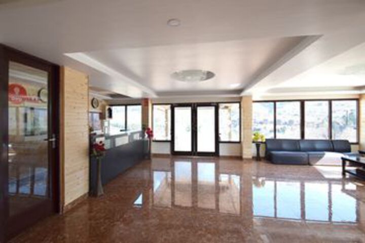 Hotel Interior 22 of 27