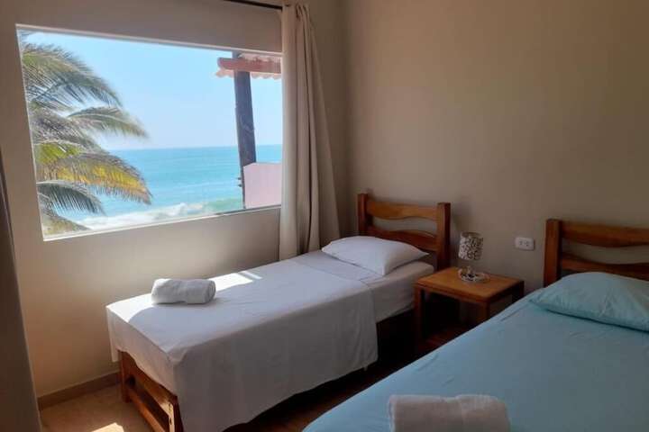 Room 10 of 30
