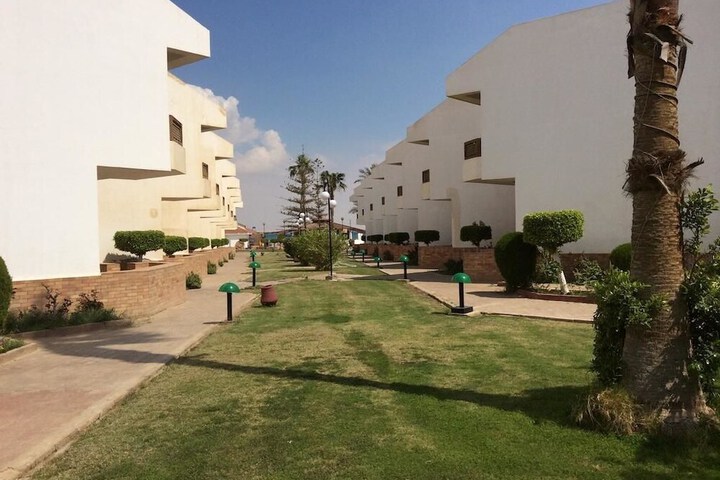 Hotel 53 of 66