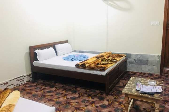 Room 7 of 17