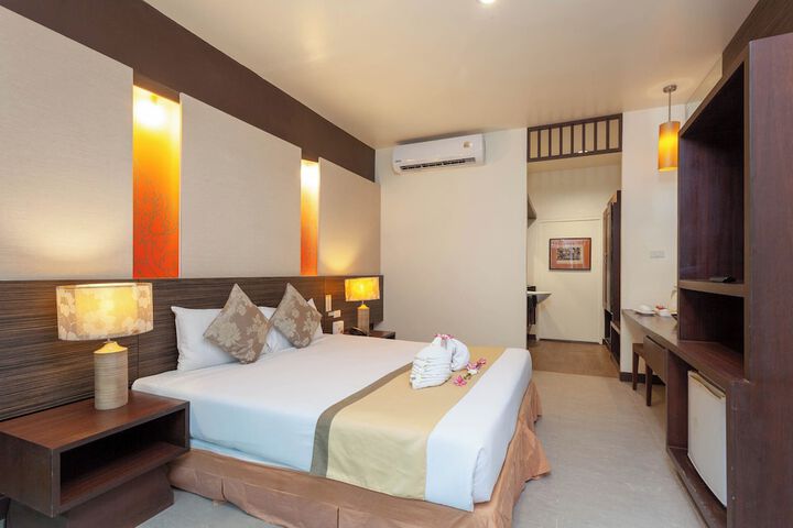 Room 21 of 81