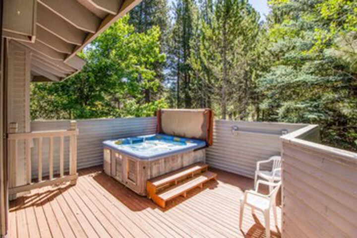 Terrace/Patio 3 of 60