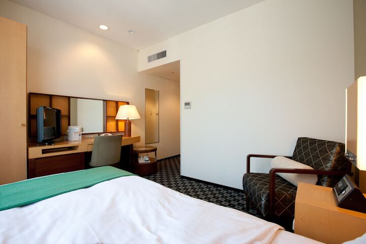 Room 5 of 39