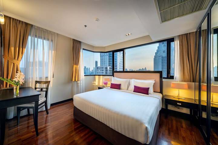 Room 26 of 119