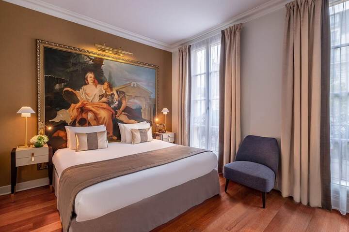 Room 14 of 48