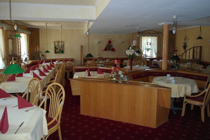 Breakfast/Coffee Service 28 of 56