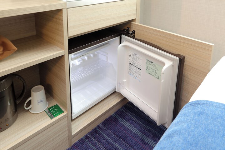 Room 9 of 50