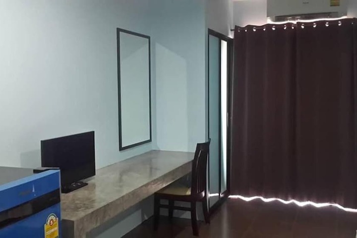 Room 21 of 40