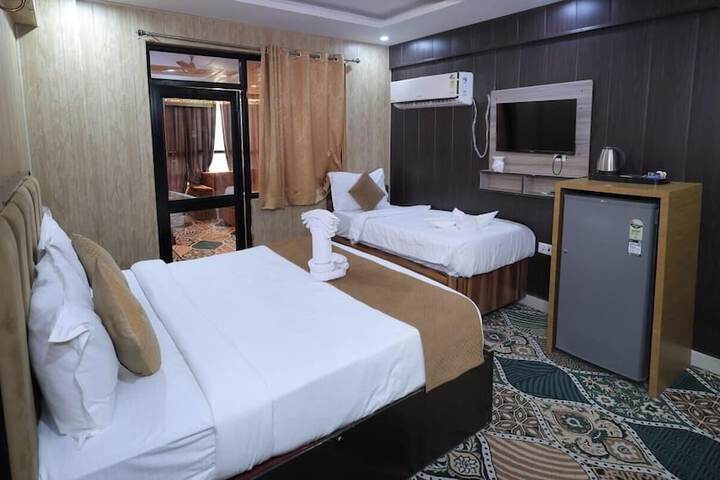 Room 42 of 92