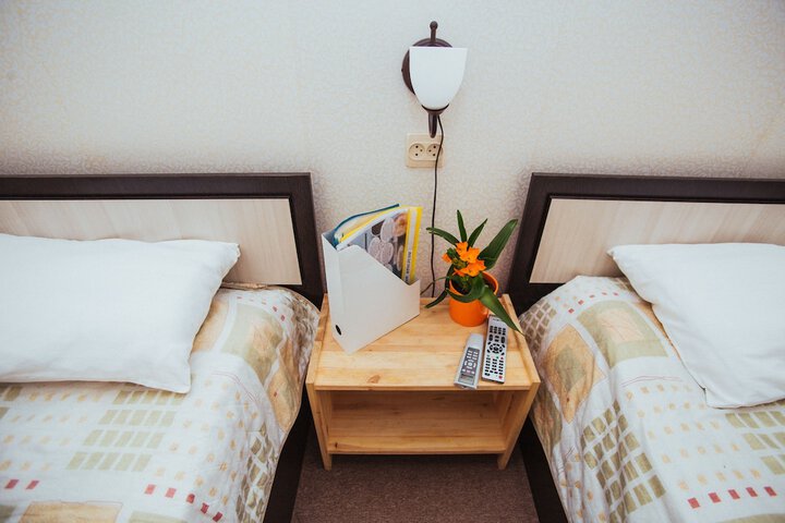 Room 11 of 19