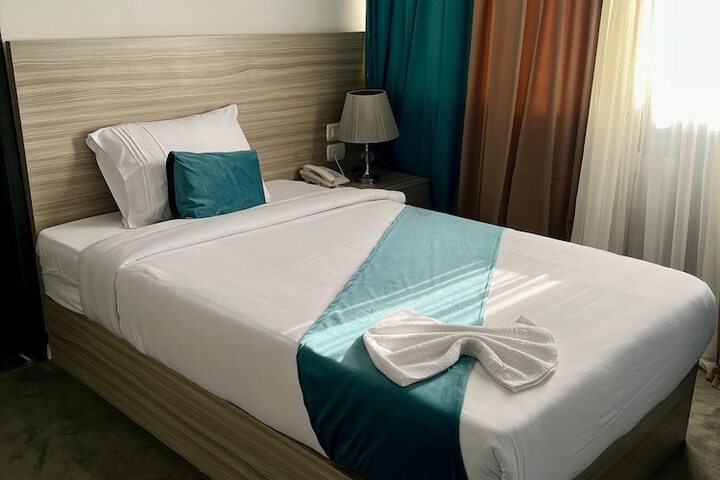 Room 20 of 101