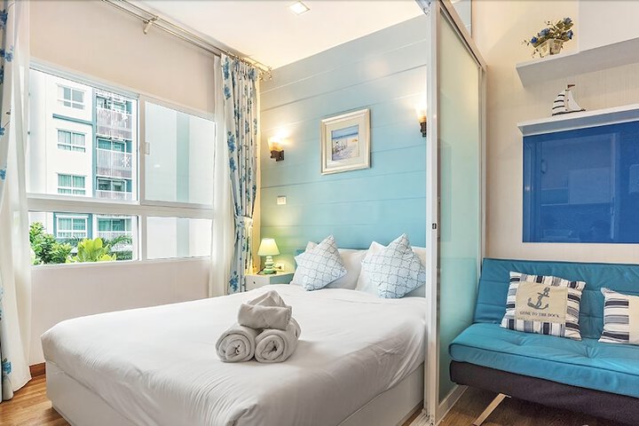 Room 2 of 49