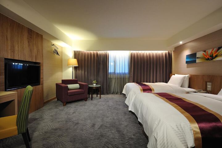 Room 15 of 31