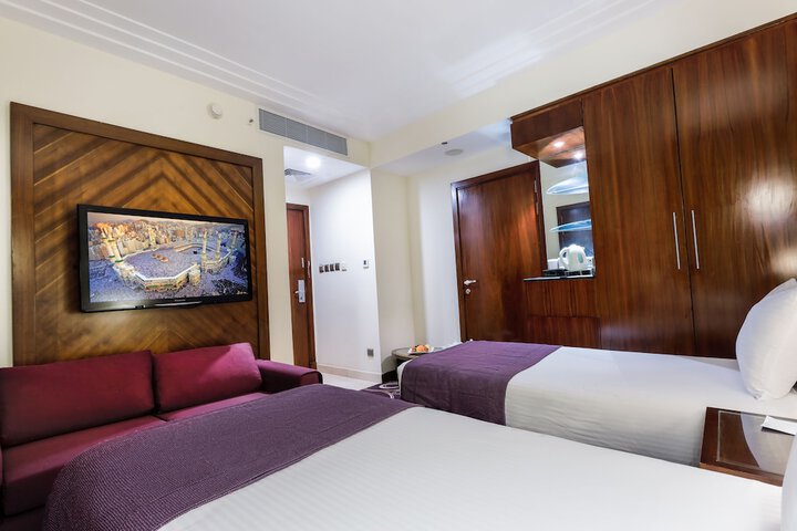 Room 18 of 57