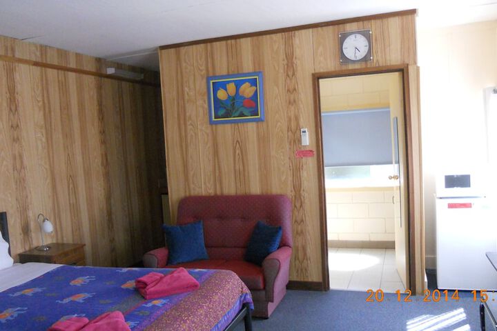 Room 3 of 31