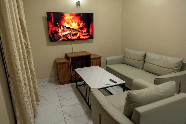 Room 16 of 24