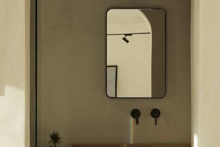 Room 80 of 100