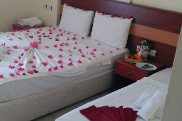 Room 12 of 68