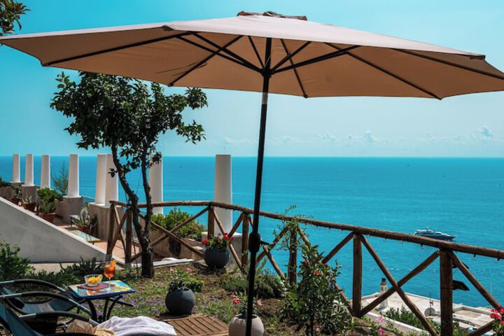 Sundeck 178 of 221