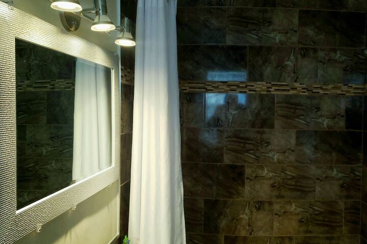 Room 15 of 29