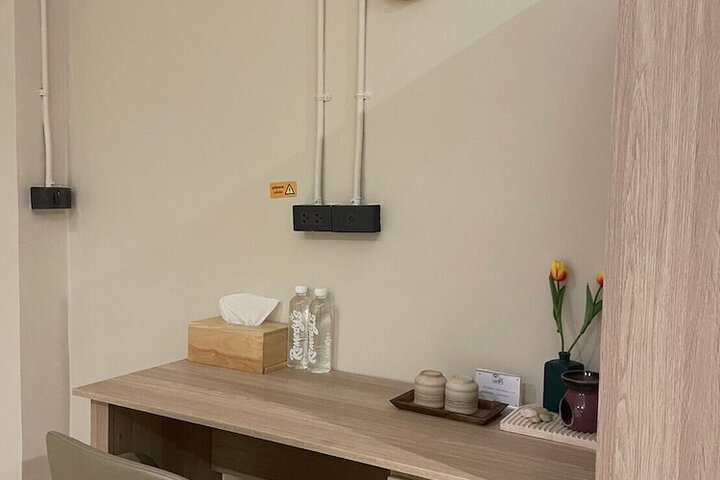 Room 13 of 20