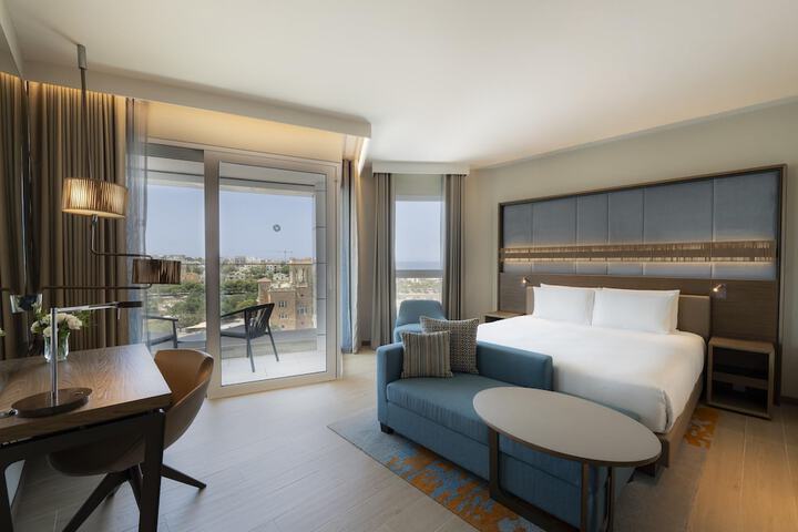 Room 20 of 67