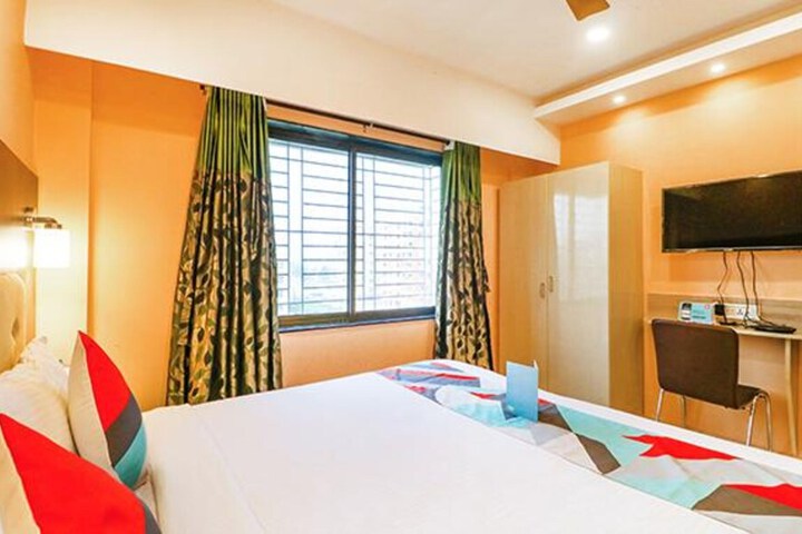 Room 17 of 26