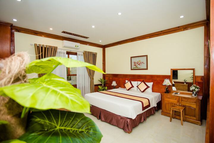 Room 10 of 40