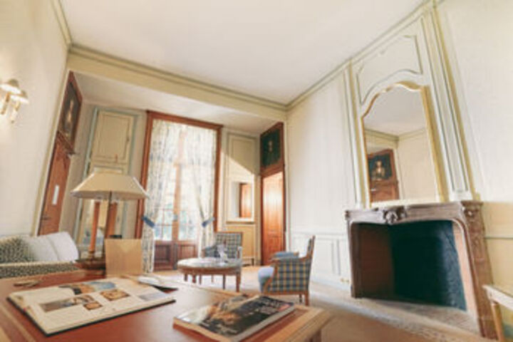 Room 18 of 19
