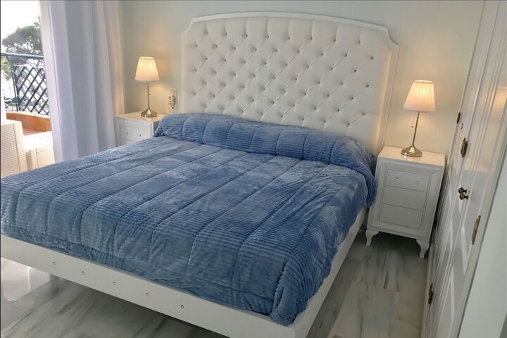 Room 4 of 69
