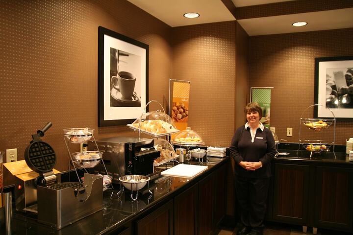 Breakfast area