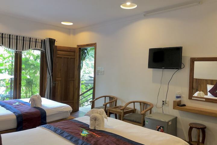Room 10 of 74
