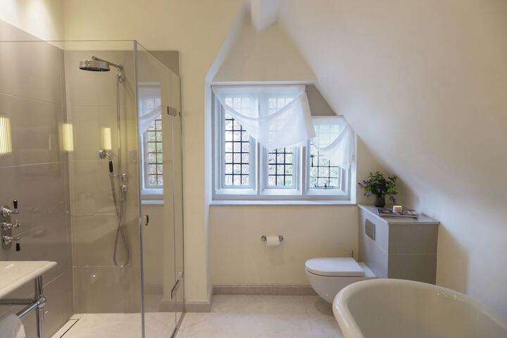 Bath Interior