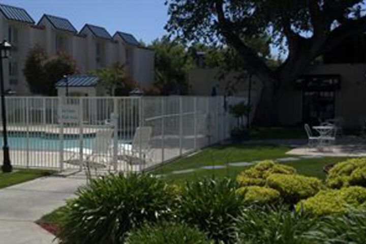 Pool 15 of 17
