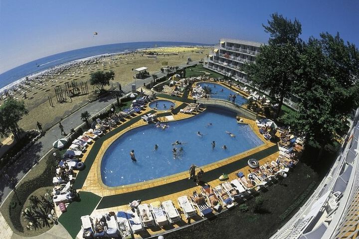 Hotel 31 of 34
