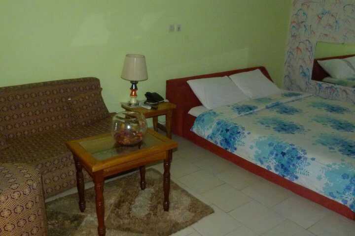 Room 2 of 23