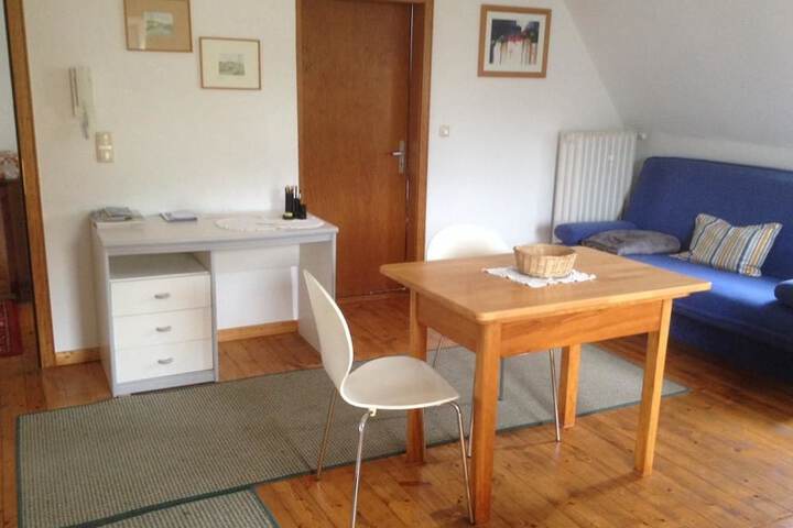 Room 13 of 34