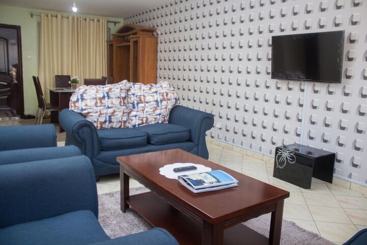 Room 64 of 90