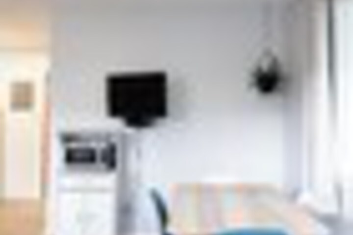 Room 86 of 147