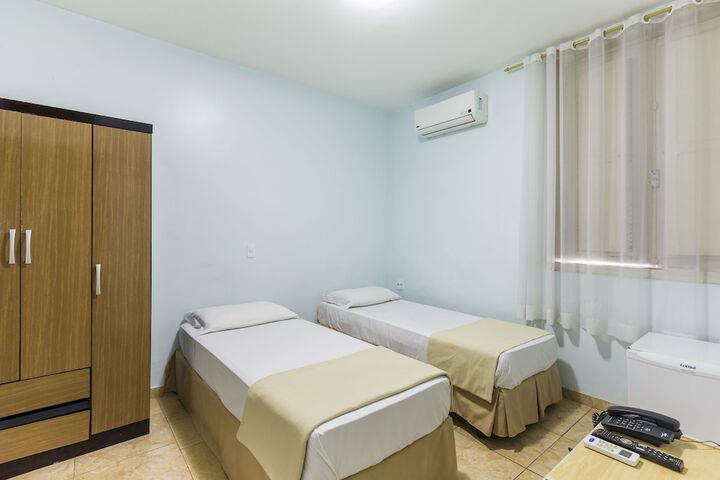 Room 44 of 101