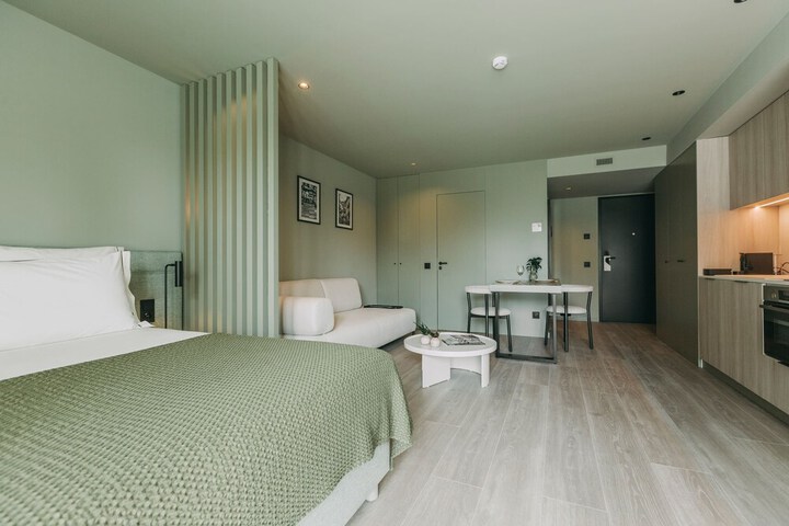 Room 22 of 145