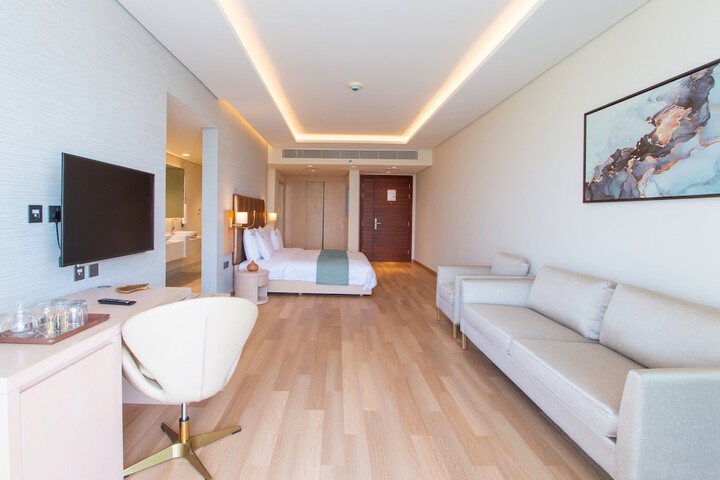 Room 8 of 63