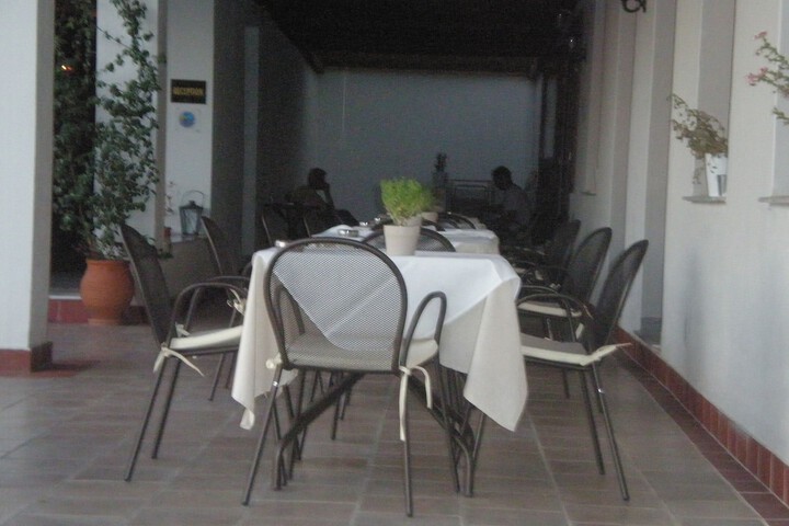 Dining 80 of 91