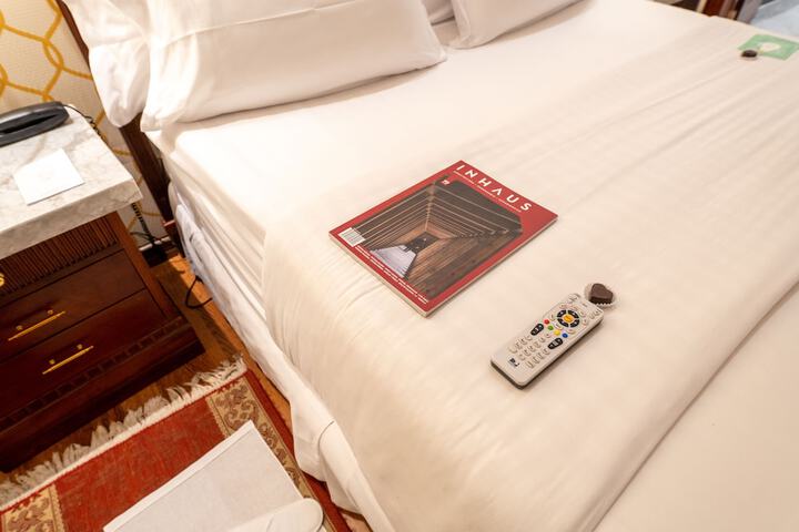 Room 21 of 132