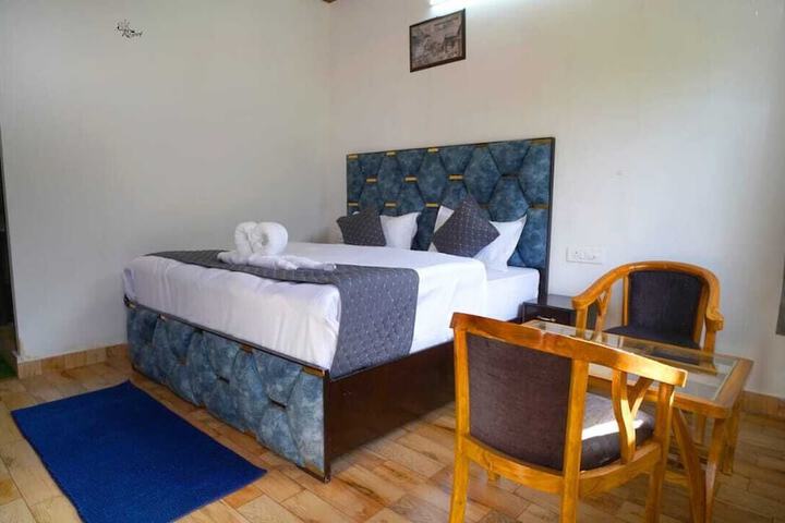 Room 4 of 29