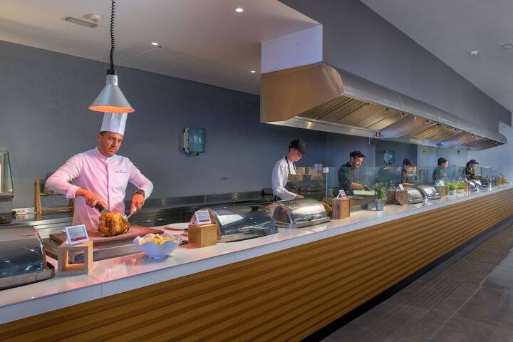 Dining 95 of 154