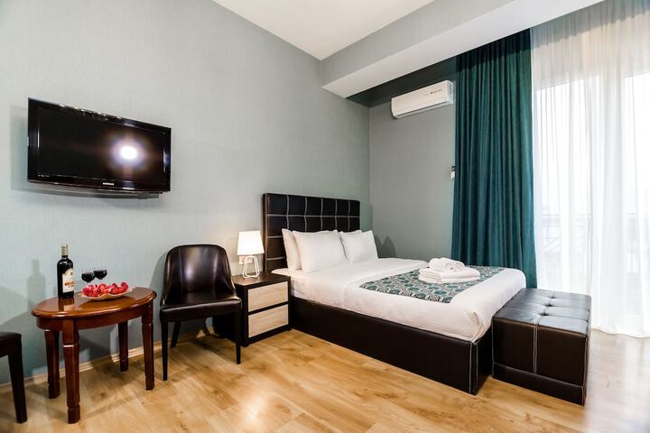 Room 56 of 108