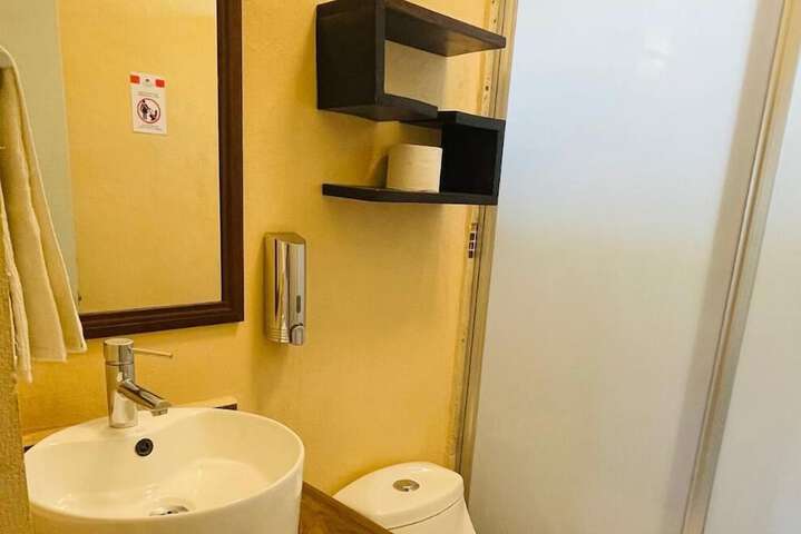 Room 100 of 145