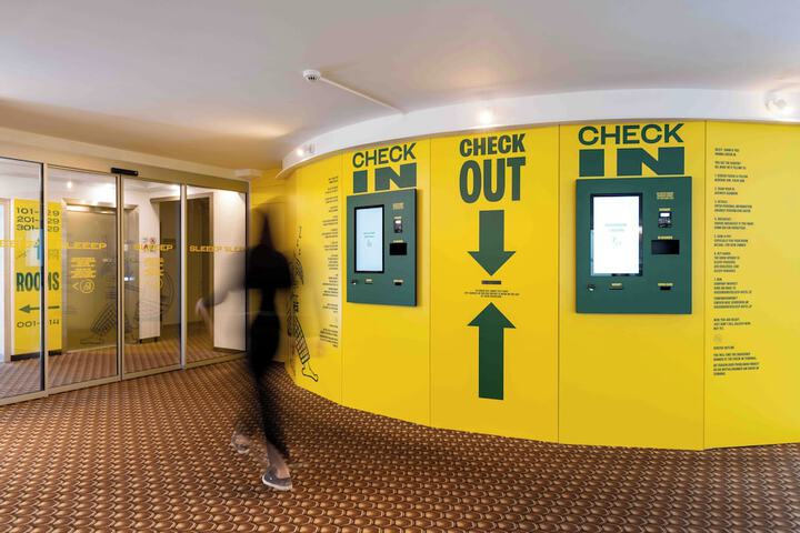 Check-in/check-out kiosk