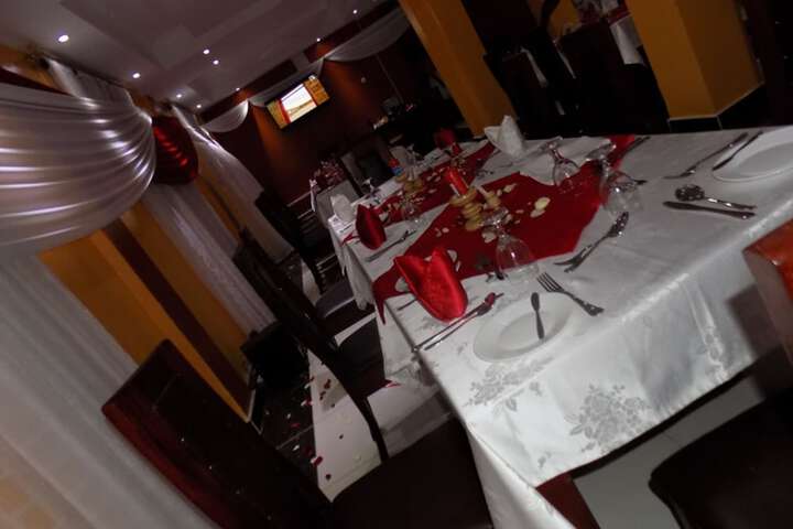 Dining 13 of 25